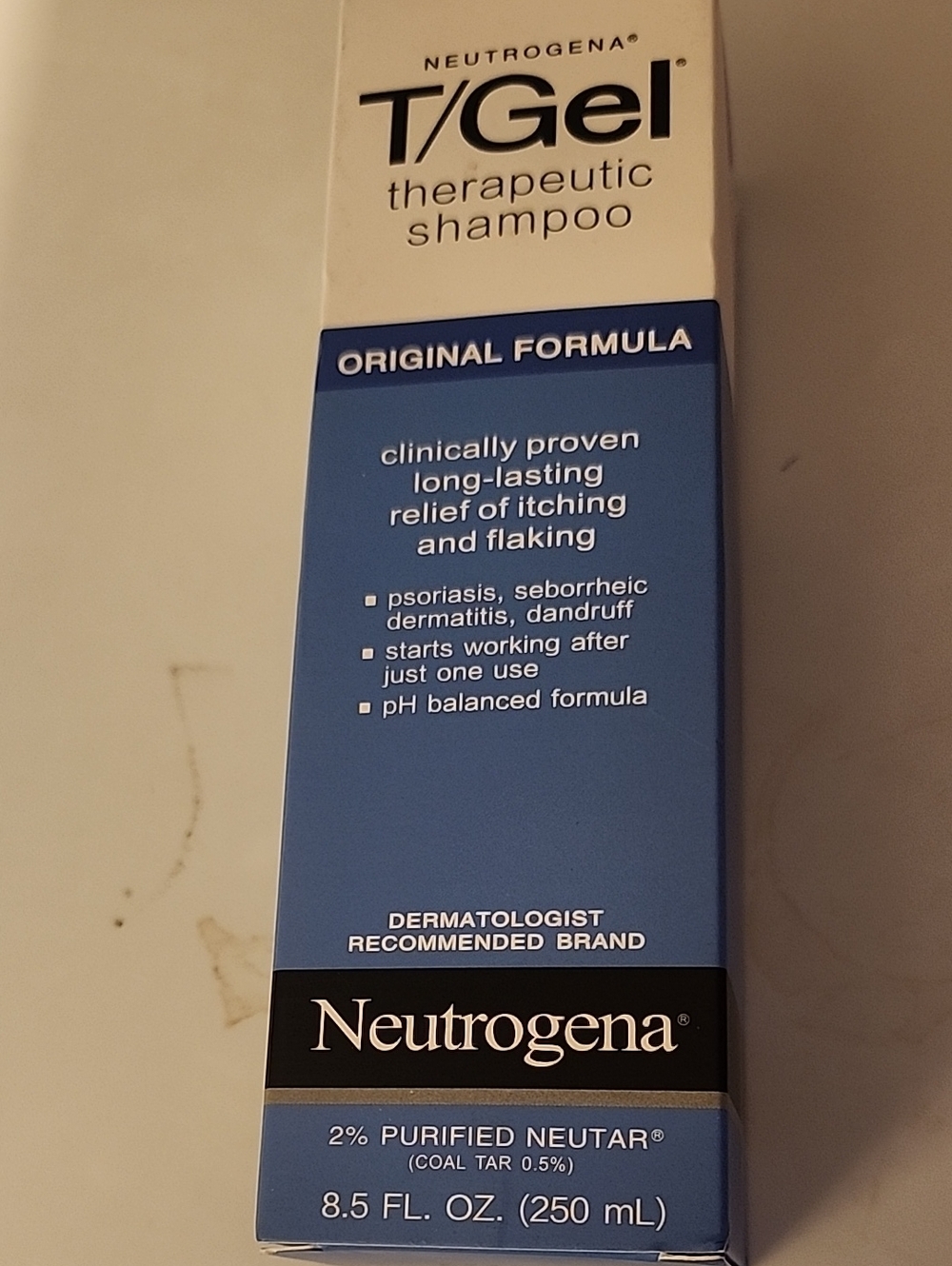 Neutrogena T/Gel Therapeutic Shampoo - Blue & White Packaging